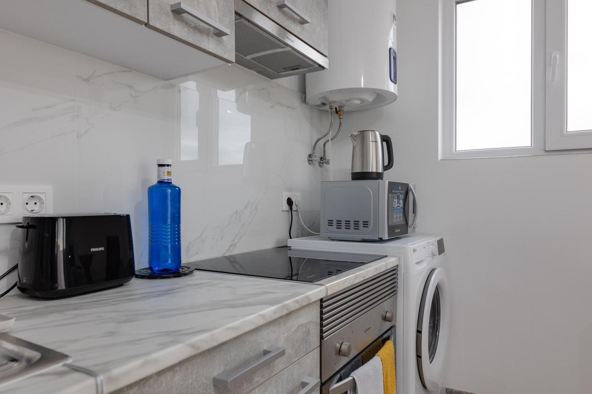 Cosy Apartment Near The Sea Τορεβιέχα Εξωτερικό φωτογραφία