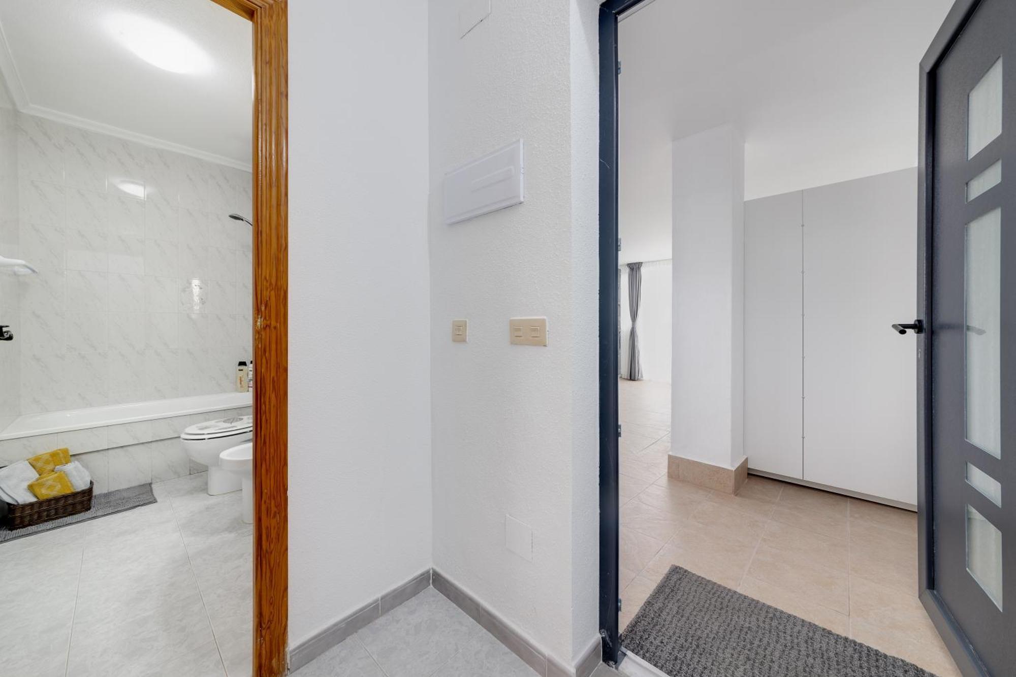 Cosy Apartment Near The Sea Τορεβιέχα Εξωτερικό φωτογραφία